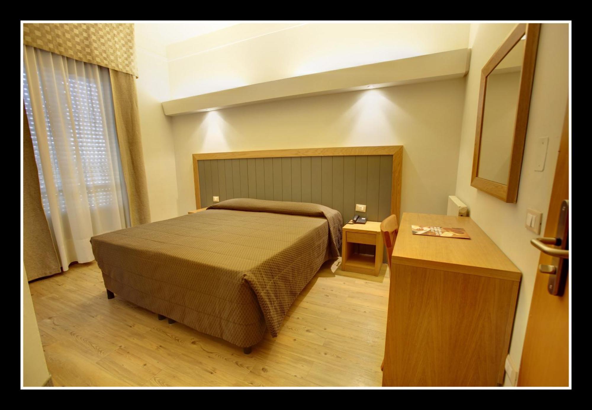 Hotel Delle Nazioni Florence Luaran gambar